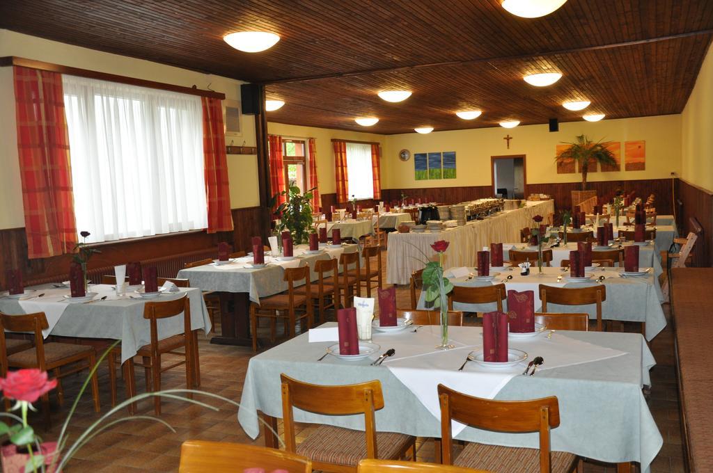 Gasthof Zur Linde Sankt Andrä bei Frauenkirchen Eksteriør bilde